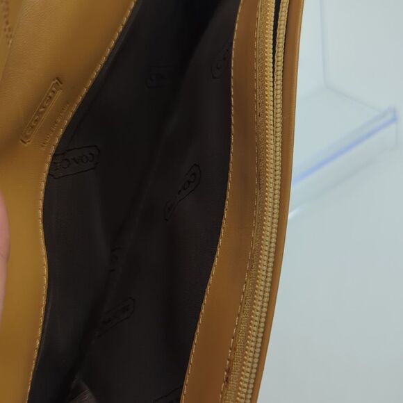 Coach Tan Leather Wallet - Picture 4 of 10